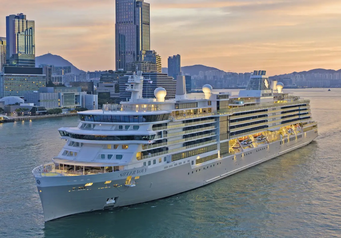 Cruise Ship